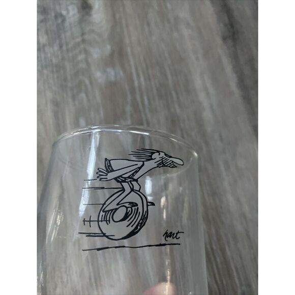 Vintage BC Caveman on Wheel drinking glass By John Hart Marathon promotional - Picture 6 of 8